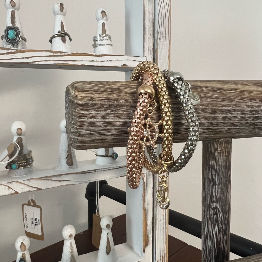New Trend Coastal Cowgirl mixed metal set of 3 bracelets Silver Gold Crystal - Picture 4 of 4